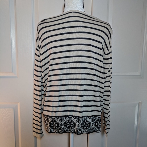 J. Jill lightweight sweater w/ lace-up neckline L - Picture 3 of 8